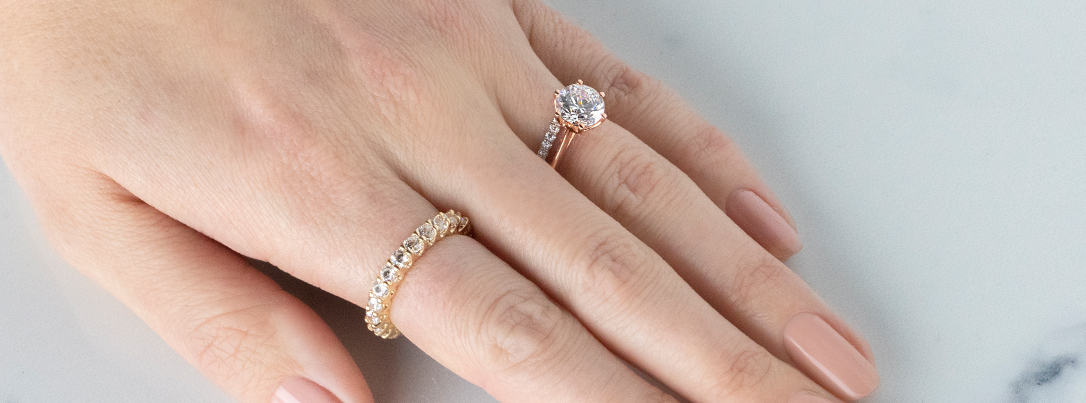 How Tight Should Your Ring Fit?