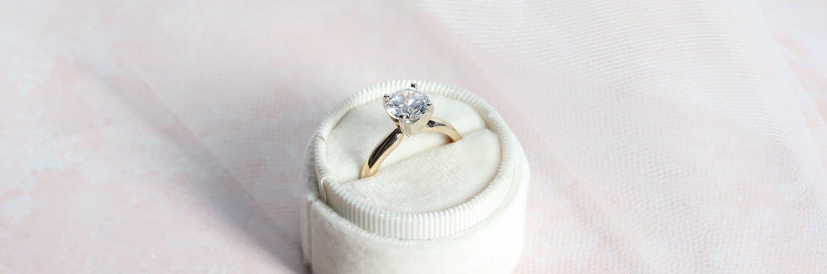 12FIFTEEN Diamonds engagement ring