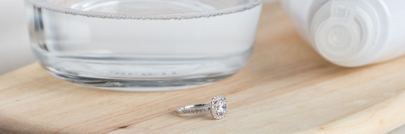 Clean Your Diamond Ring! Jewelry Cleaning Ideas That Save Time & Money! ( Clean My Space) 