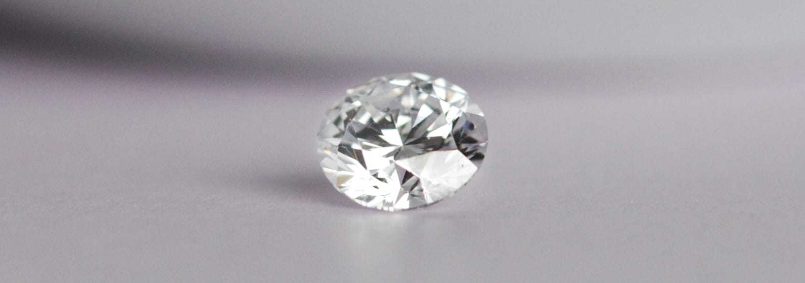 Diamond vs White Sapphire