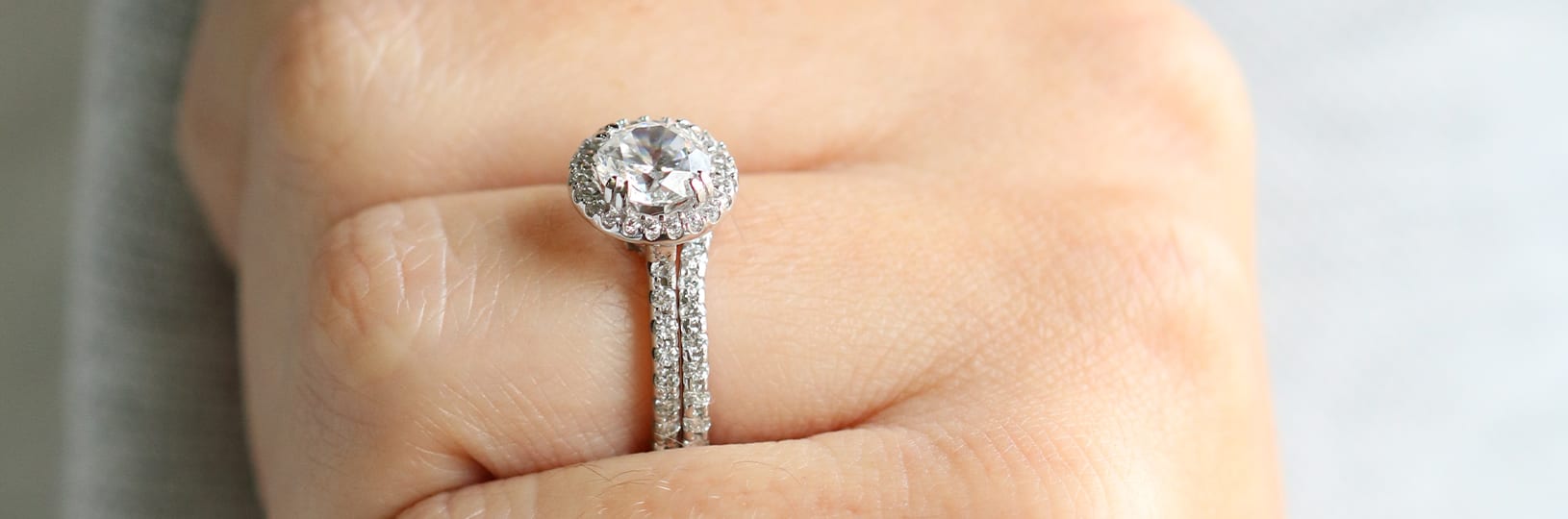 Wieg Dek de tafel hobby My Engagement Ring Is Too Small: Now What? | 12FIFTEEN Diamonds